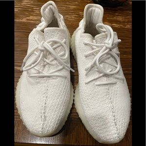 Yeezy Boost 350 V2 Sneakers